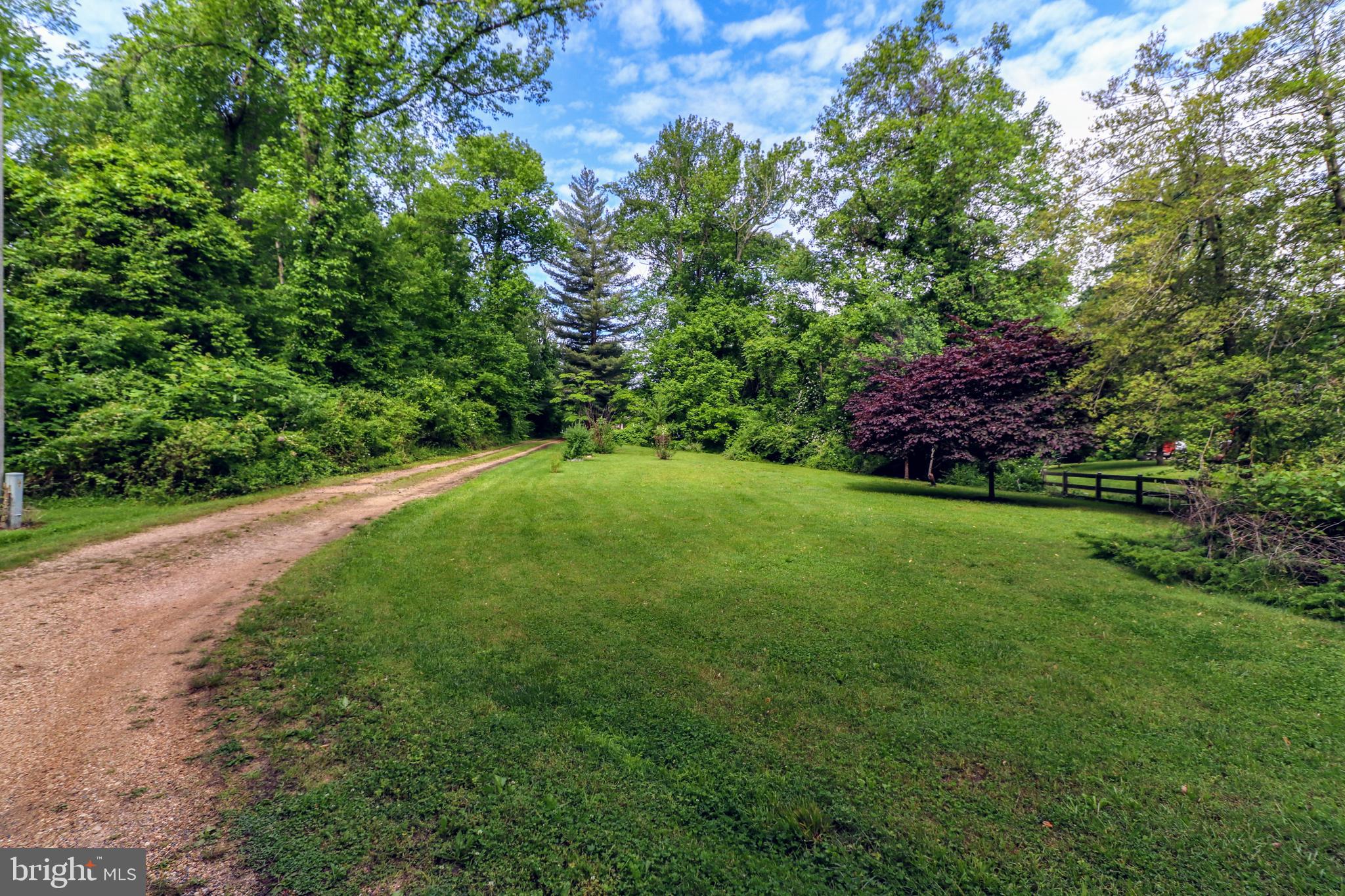 25029 Briscoe Road Hollywood, MD 20636 - Photo 41 of 45 Drive down your private Lane