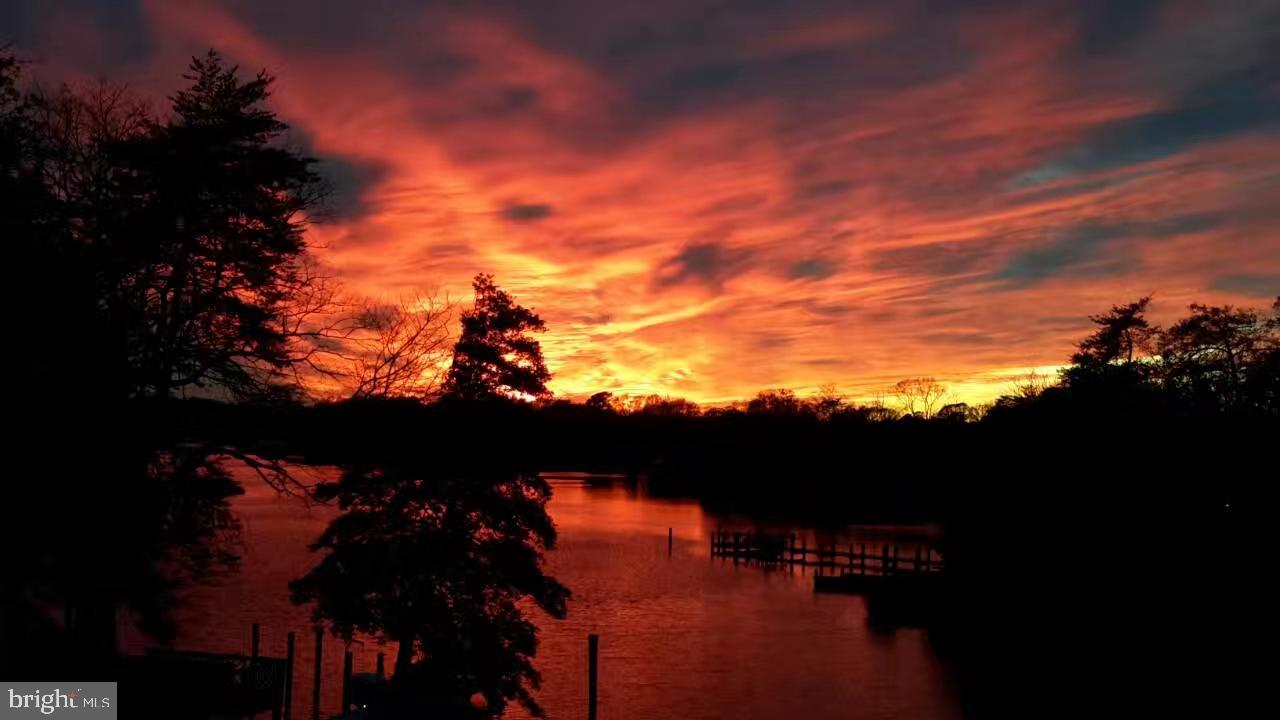 25029 Briscoe Road Hollywood, MD 20636 - Photo 8 of 45 Stunning Sunsets to Enjoy!
