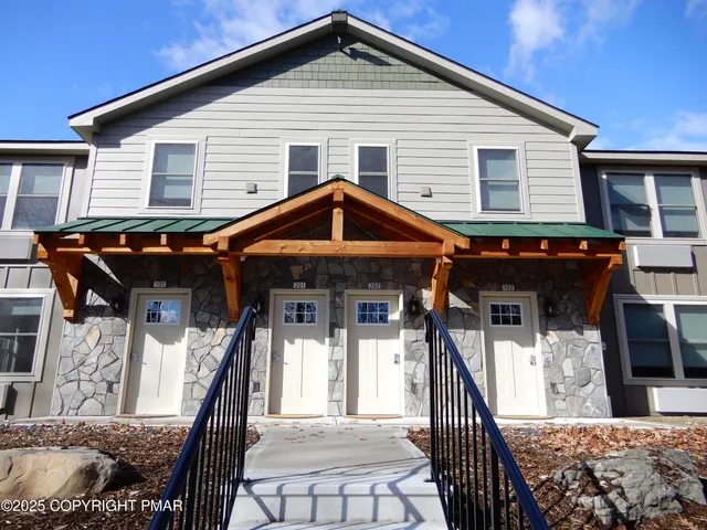 $2,000 | 101 Brook Village, Scotrun, PA 18355