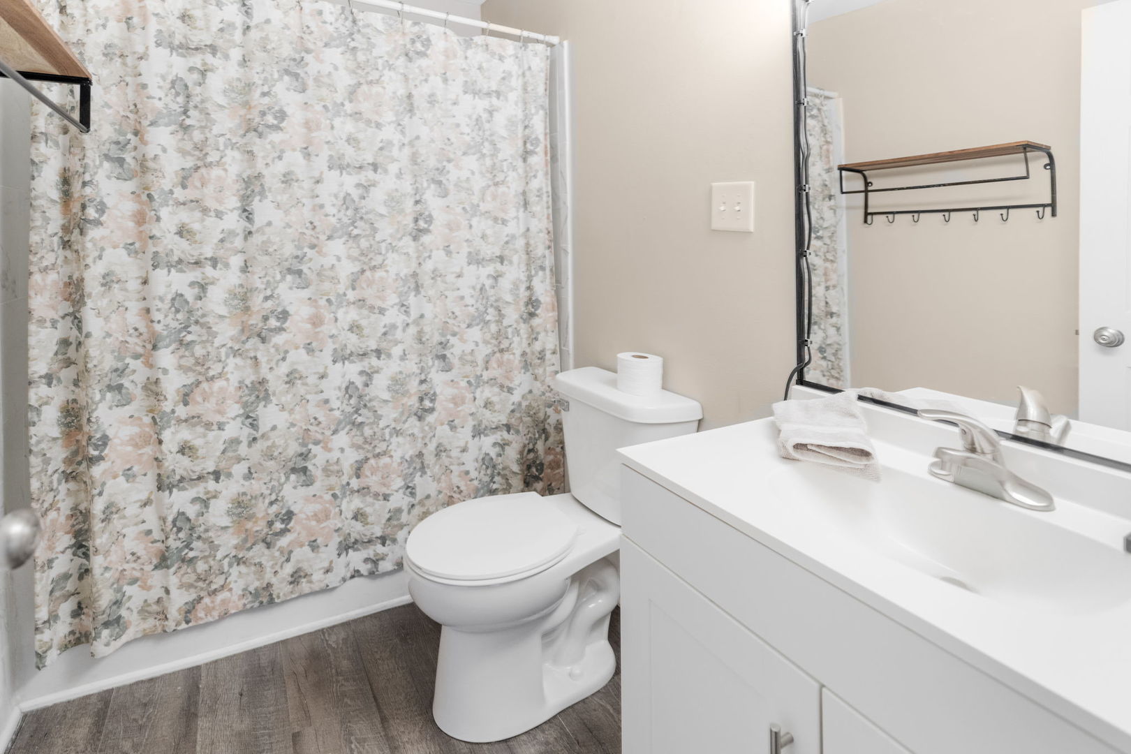 1004 North Mill Street, Unit 5302 Naperville, IL 60563 - Photo 12 of 18