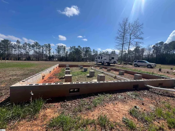 $80,734 | 104 Edwards Lane, Cross Hill, SC 29332