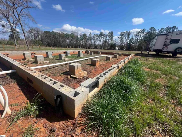 $80,734 | 104 Edwards Lane, Cross Hill, SC 29332