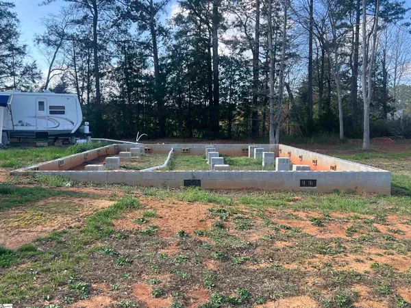 $80,734 | 104 Edwards Lane, Cross Hill, SC 29332