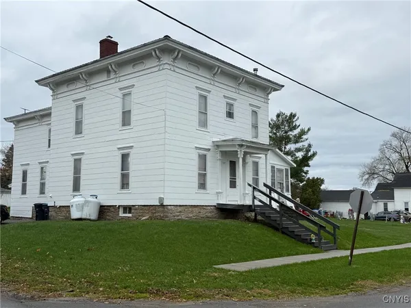 $144,900 | 409 Franklin Street, Hammond, NY 13646