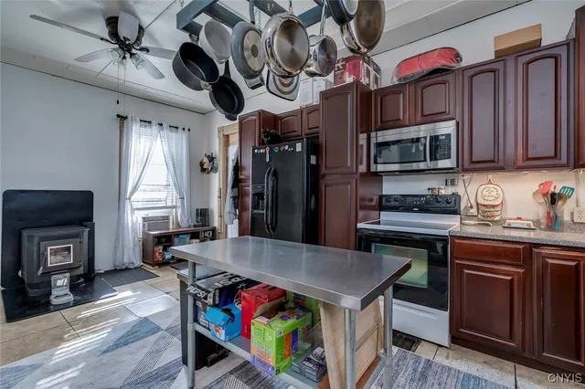 $149,000 | 409 Franklin Street, Hammond, NY 13646