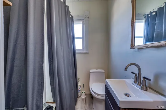 $149,000 | 409 Franklin Street, Hammond, NY 13646