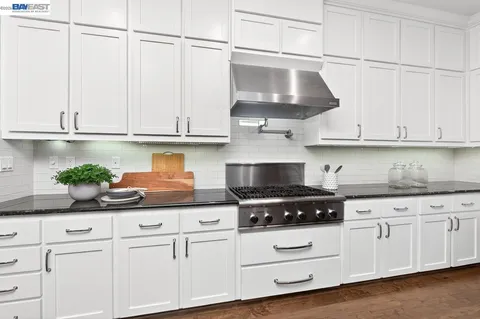 $2,495,000 | 101 Acorn Way, Livermore, CA 94550