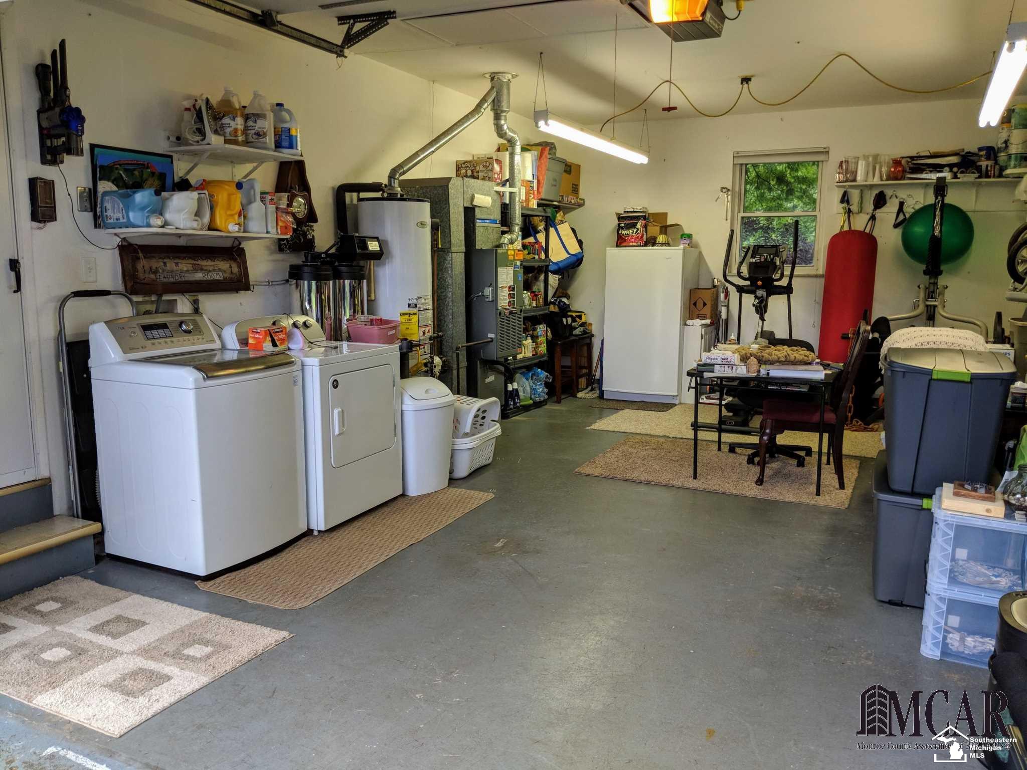 2755 West Temperance Road Temperance, MI 48182 - Photo 18 of 24 Garage Interior
