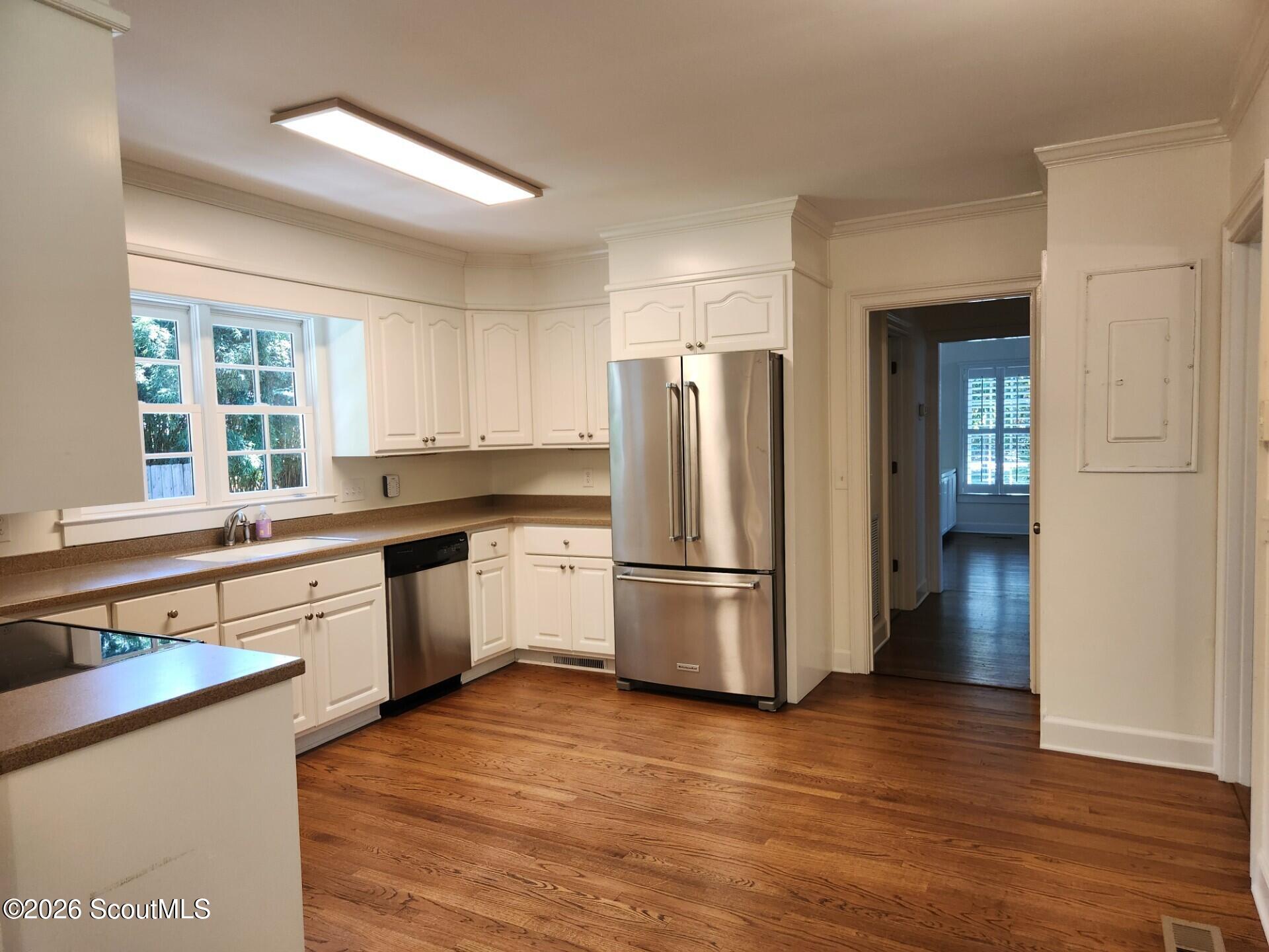 110 Jacobs Road St. Simons Island, GA 31522 - Photo 12 of 27 Kitchen
