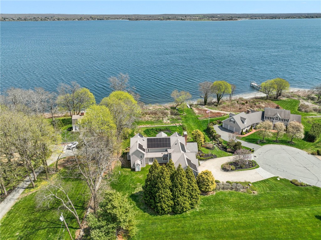 181 Prospect Farm Road Portsmouth, RI 02871 - Photo 4 of 50 Gallery Image 4