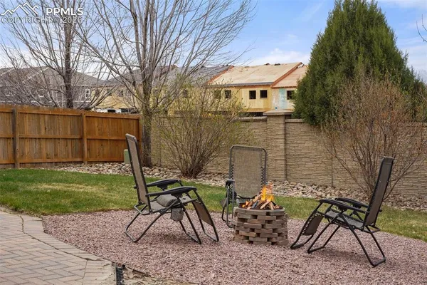 $540,000 | 5978 Cumbre Vista Way, Colorado Springs, CO 80924