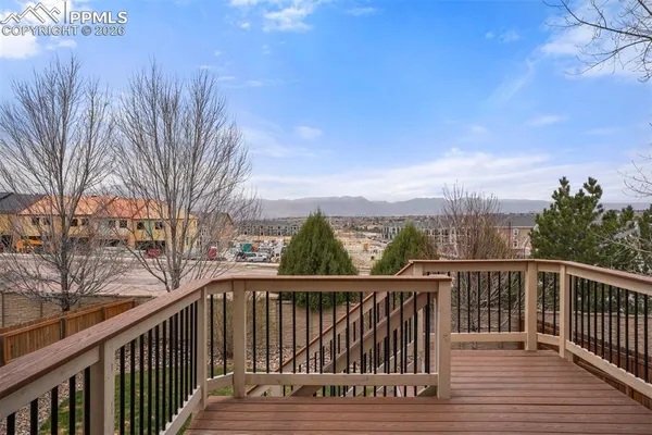 $540,000 | 5978 Cumbre Vista Way, Colorado Springs, CO 80924