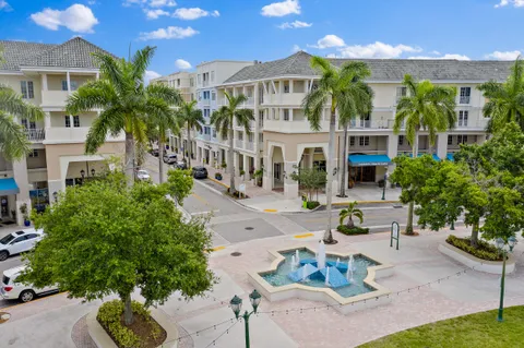 $2,800 | 1203 Town Center Drive, Unit 201, Jupiter, FL 33458