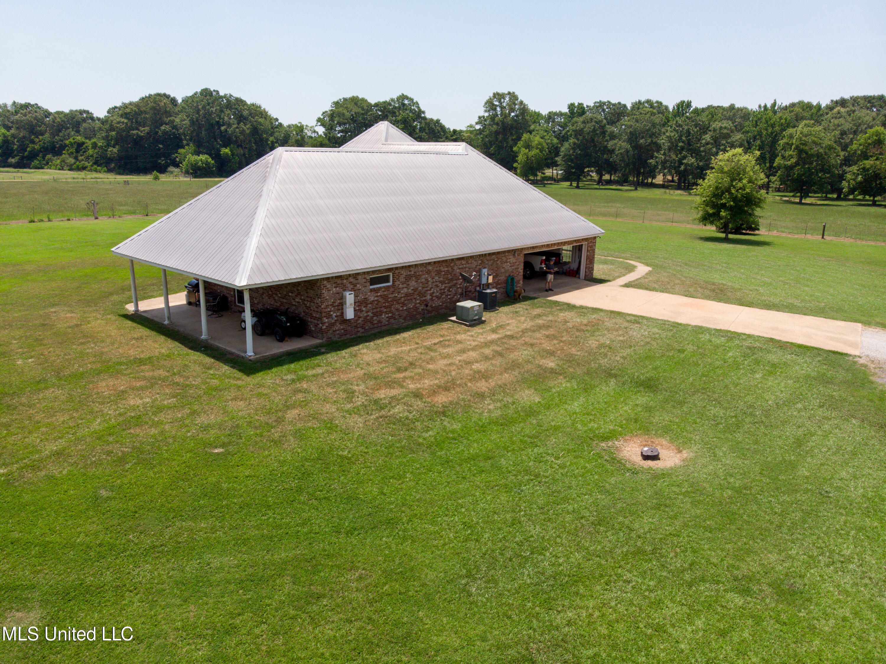 3148 Volley Campbell Road Terry, MS 39170 - Photo 7 of 31 3148n Volley Campbell drone-12