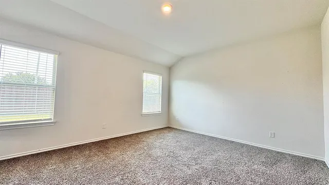 $2,250 | 1420 Stuarts Frst Drive, Denton, TX 76207