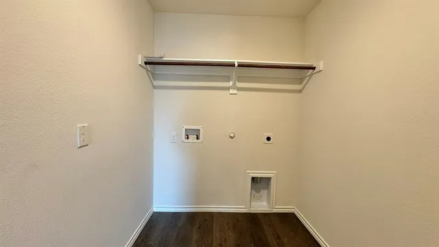 $2,250 | 1420 Stuarts Frst Drive, Denton, TX 76207