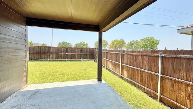 $2,250 | 1420 Stuarts Frst Drive, Denton, TX 76207