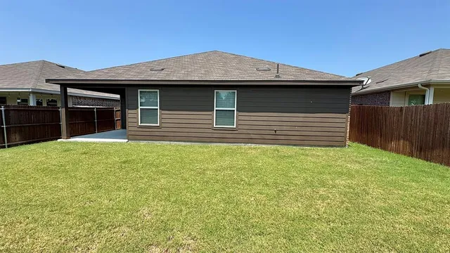 $2,250 | 1420 Stuarts Frst Drive, Denton, TX 76207