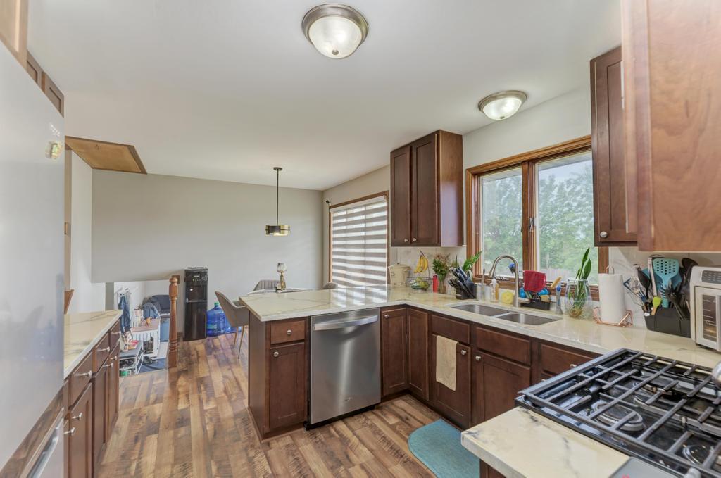 202 North Bridge Road DeKalb, IL 60115 - Photo 12 of 32
