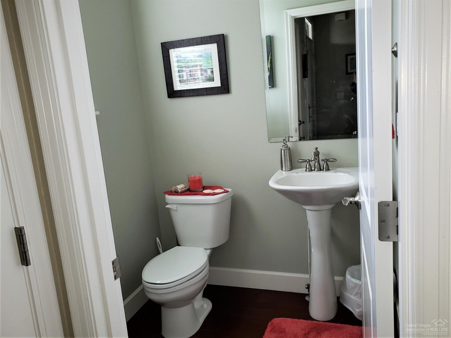 778 Northwest 28th Loop Redmond, OR 97756 - Photo 17 of 20 Half Bath