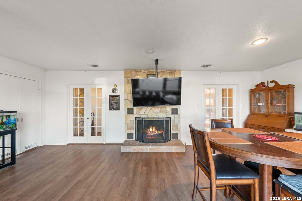 600 South Storts Street Poth, TX 78147 - Photo 12 of 39