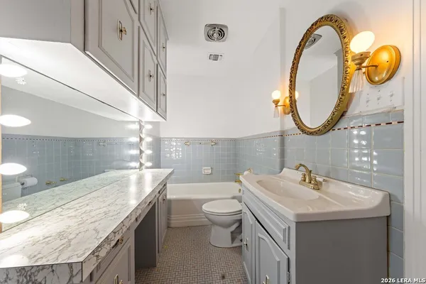 $389,005 | 600 South Storts Street, Poth, TX 78147