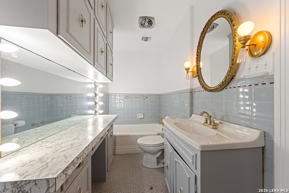 600 South Storts Street Poth, TX 78147 - Photo 20 of 39