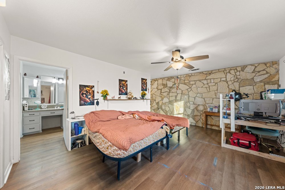 600 South Storts Street Poth, TX 78147 - Photo 27 of 39