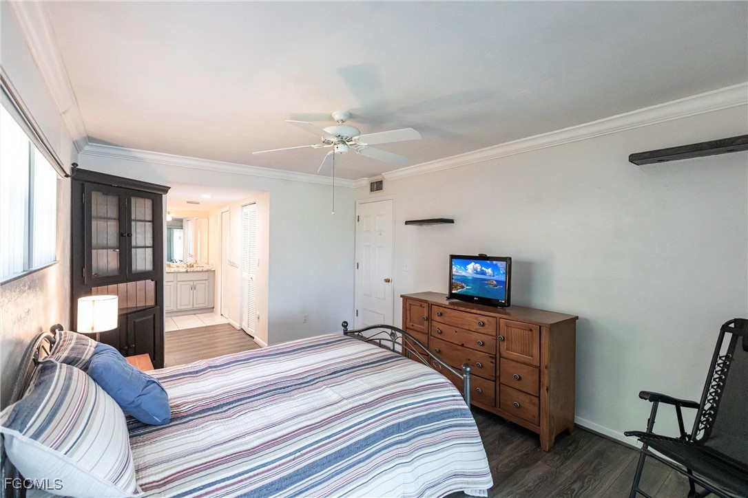 5565 Trailwinds Drive, Unit 216 Fort Myers, FL 33907 - Photo 20 of 34