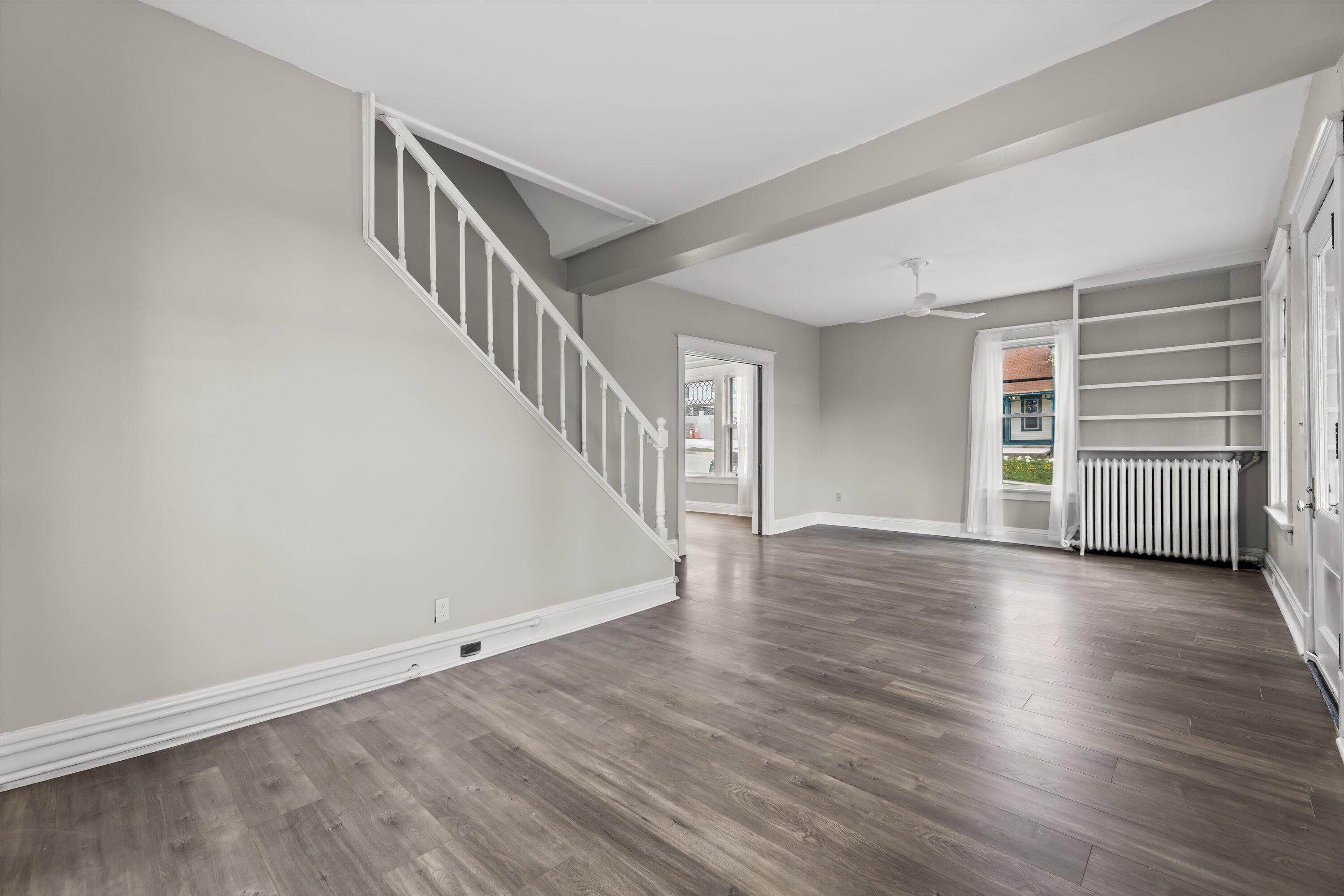 140 Spring Street Waukesha, WI 53188 - Photo 8 of 41 living room