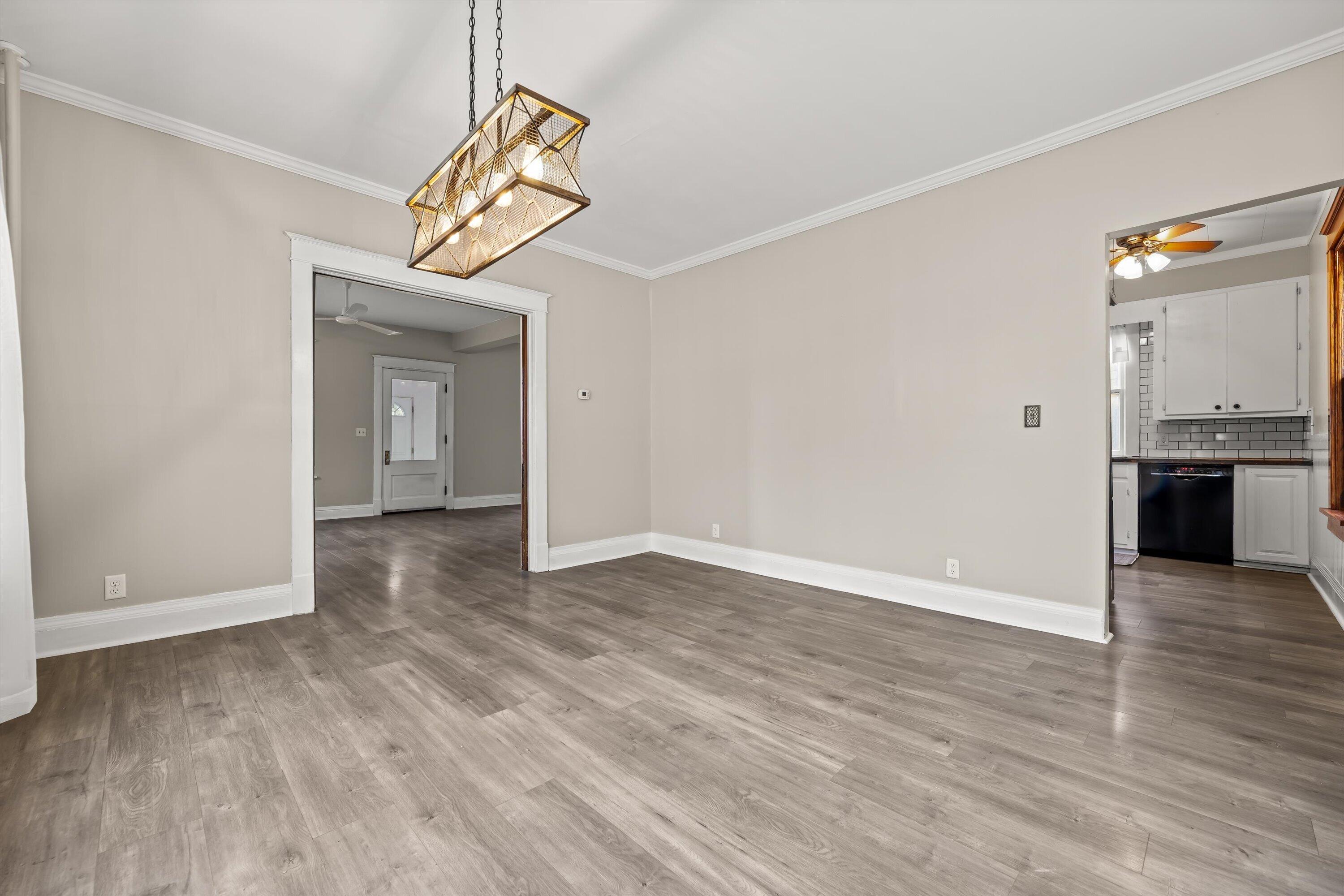 140 Spring Street Waukesha, WI 53188 - Photo 9 of 41 dining room