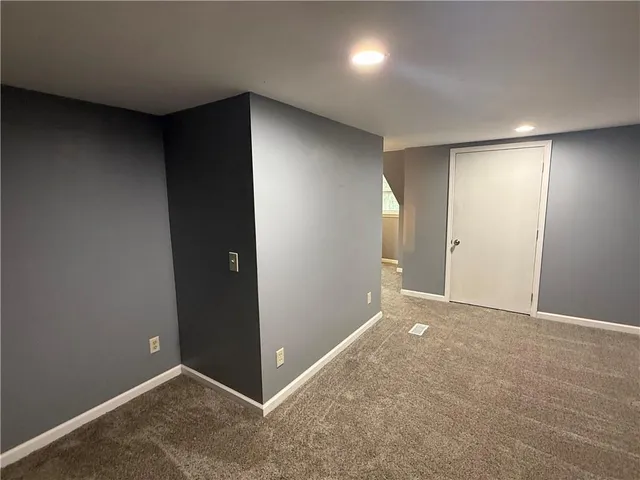 $148,000 | 711 Main Street, Henrietta, MO 64036