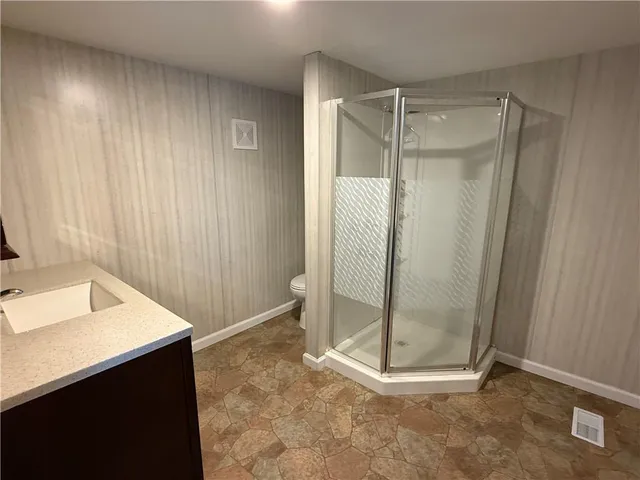 $148,000 | 711 Main Street, Henrietta, MO 64036