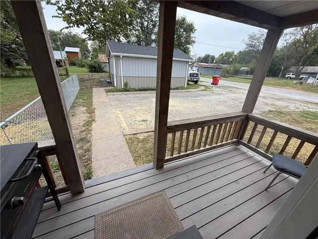 $148,000 | 711 Main Street, Henrietta, MO 64036