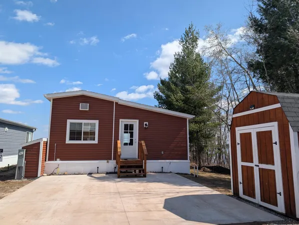 $235,000 | 18425 Island Resort Road, Unit 49B, Pine City, MN 55063