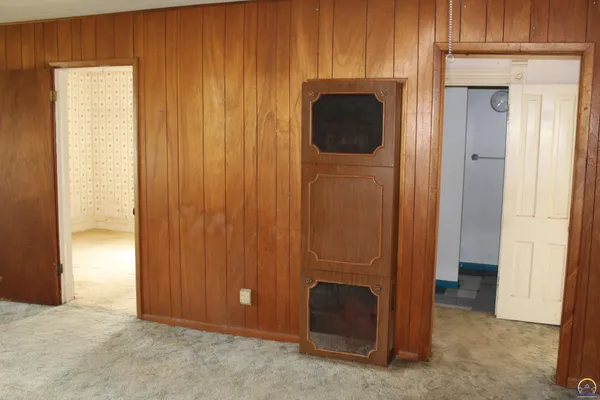 $75,000 | 630 Jefferson Street, Lyndon, KS 66451
