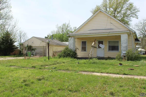 $75,000 | 630 Jefferson Street, Lyndon, KS 66451