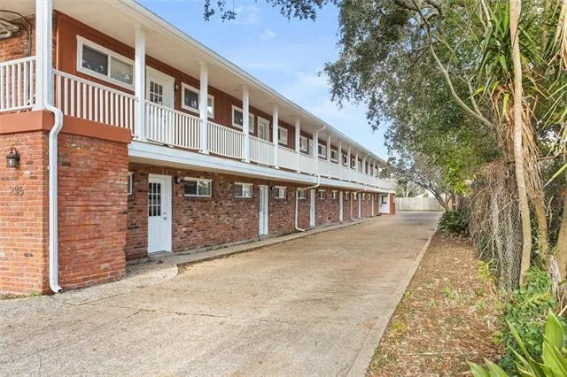 $875 | 235 Central Avenue, Unit 12, Jefferson, LA 70121