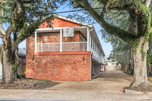 $875 | 235 Central Avenue, Unit 12, Jefferson, LA 70121