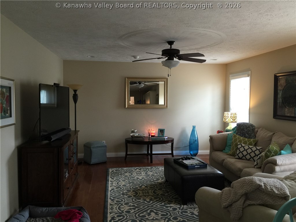 74 Hosanna Way Winfield, WV 25213 - Photo 6 of 27 Gallery Image 6