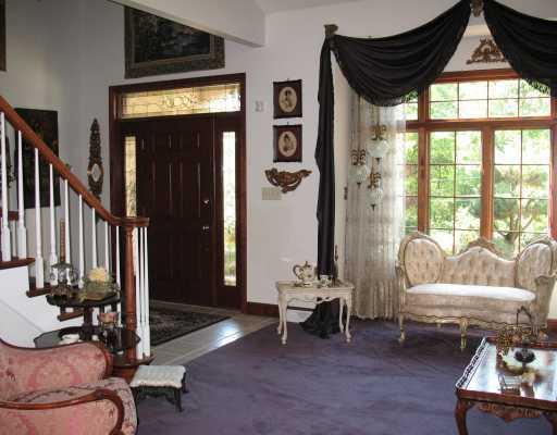 264 McChain Road Finleyville, PA 15332 - Photo 4 of 18 Living Room.