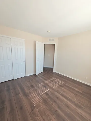 $2,700 | 3401 Kentshire Circle, Unit 3401, Aurora, IL 60504