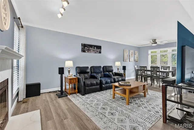 $254,500 | 1436 Whispering Creek Drive, Ballwin, MO 63021