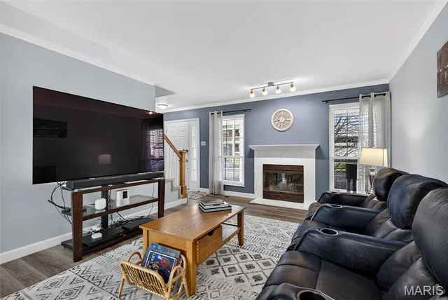 $254,500 | 1436 Whispering Creek Drive, Ballwin, MO 63021