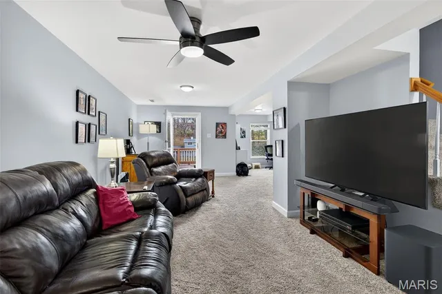 $254,500 | 1436 Whispering Creek Drive, Ballwin, MO 63021