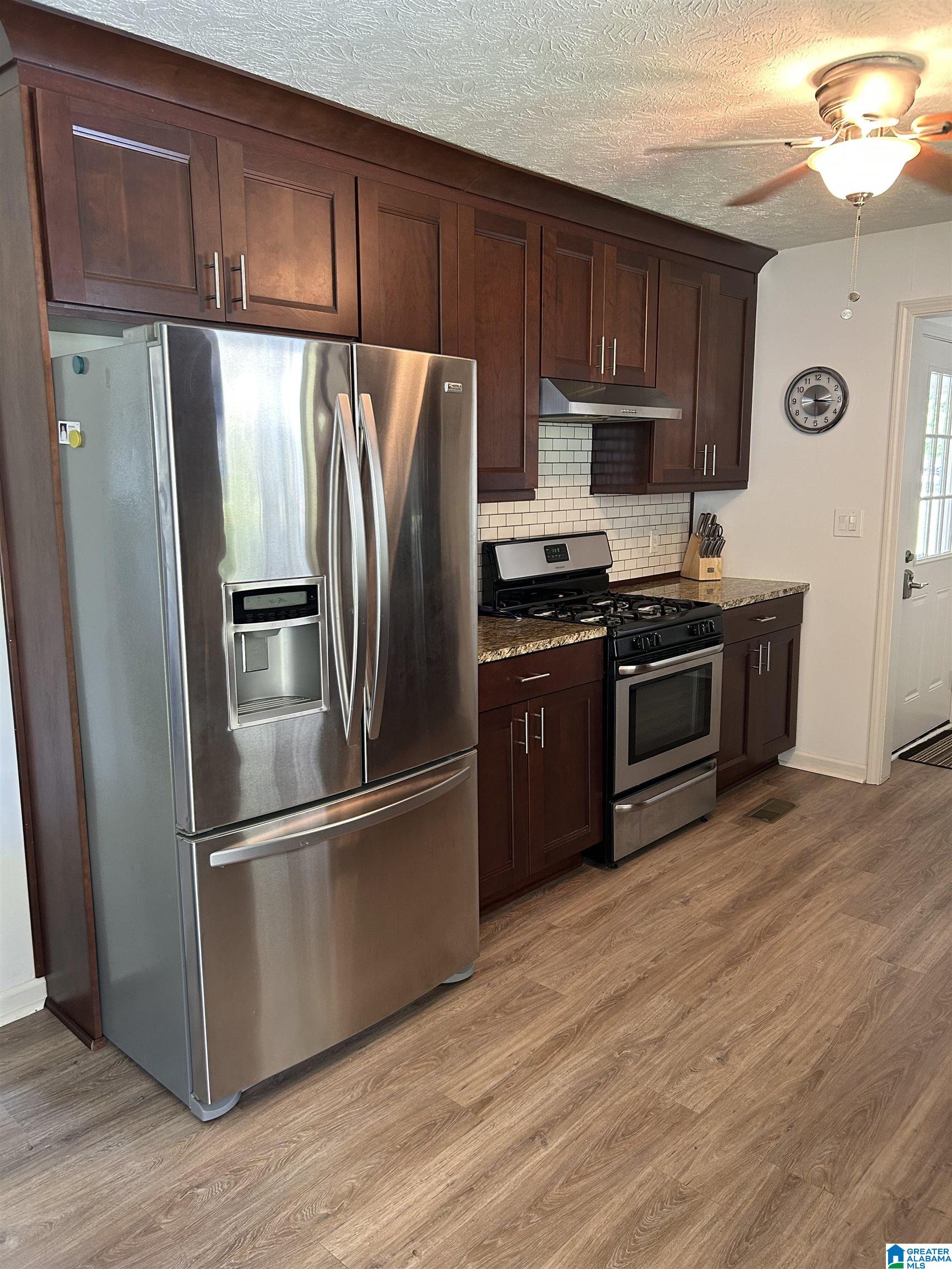 52 Ann Circle Sylacauga, AL 35150 - Photo 3 of 14