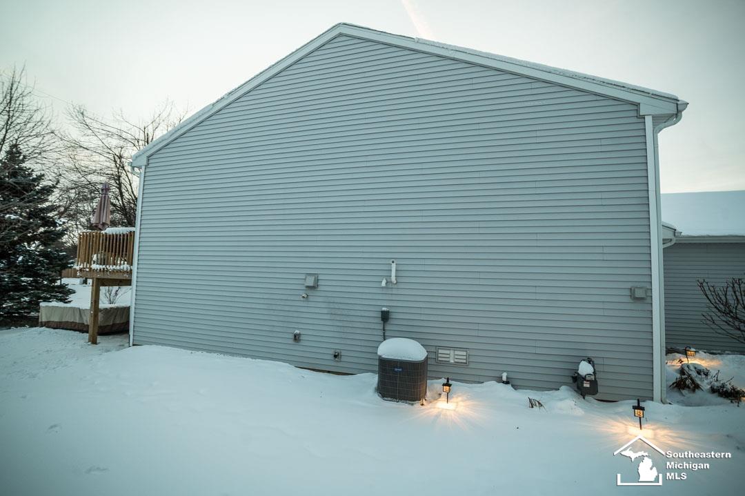2105 Farm Valley Road Adrian, MI 49221 - Photo 24 of 26