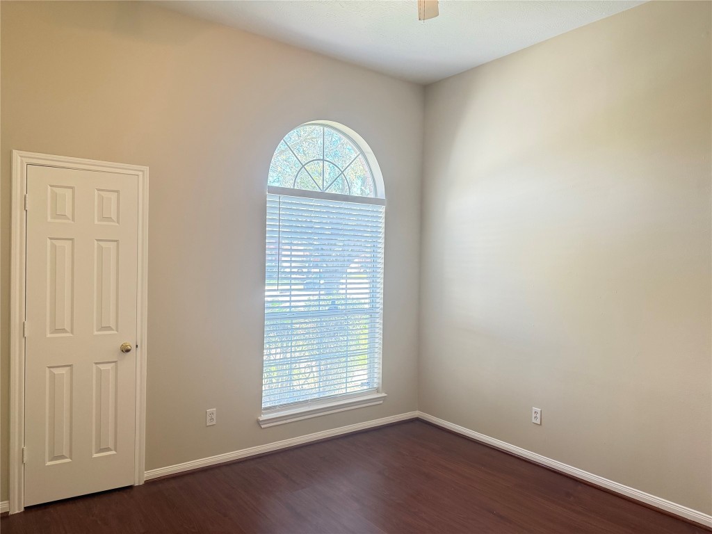 2215 Beacon Light Lane Fresno, TX 77545 - Photo 13 of 19 2nd bedroom