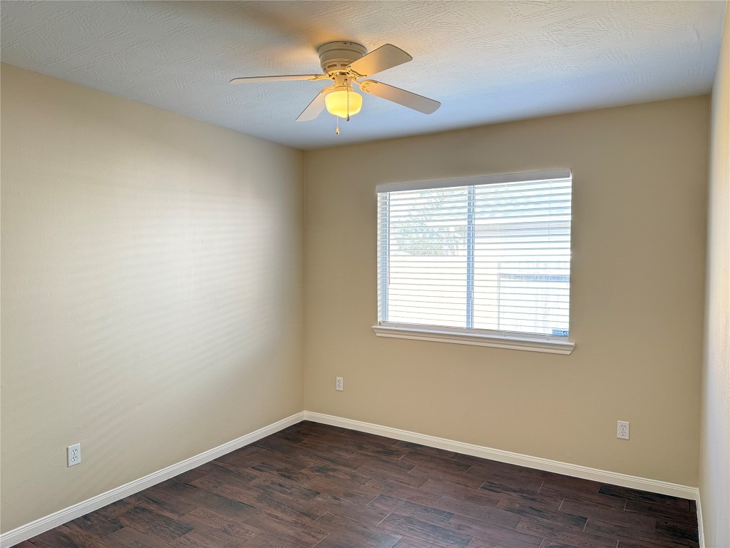 2215 Beacon Light Lane Fresno, TX 77545 - Photo 15 of 19 3rd bedroom