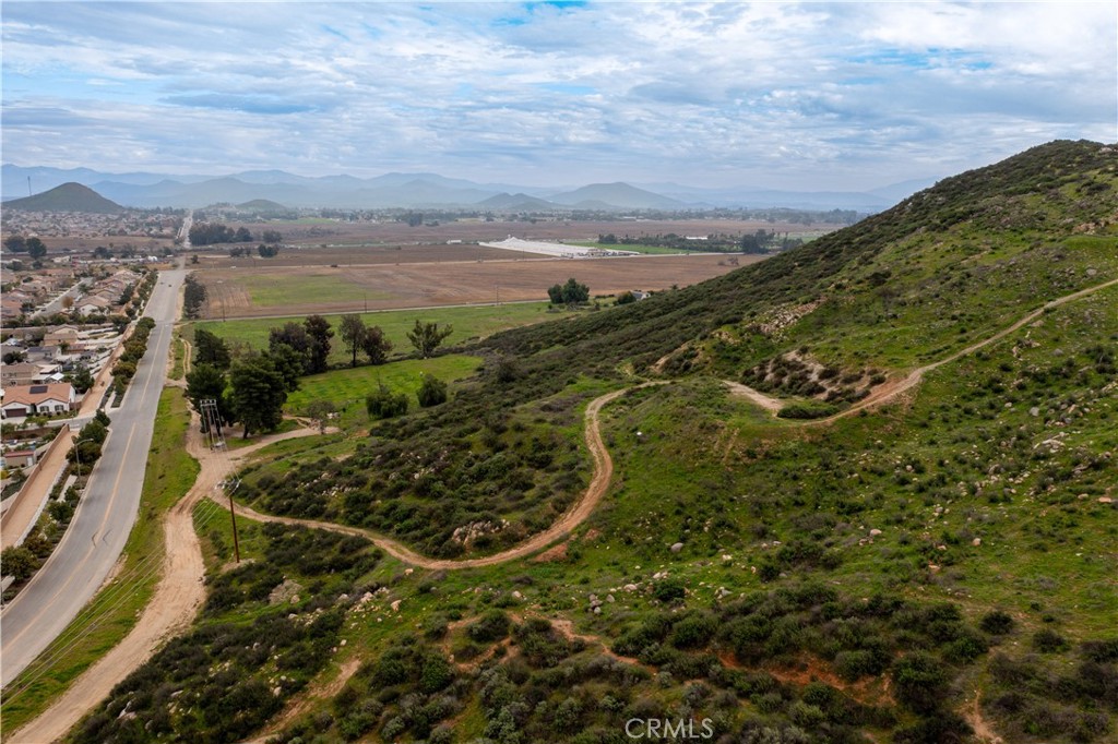 27277 Garbani Road Menifee, CA 92584 - Photo 8 of 21 a view of a city